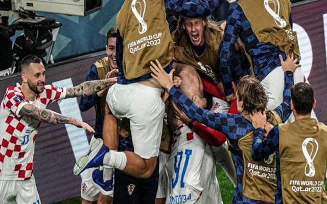 Crosia,defeated,Brazil,reached,semifinal,football,World cup,City42