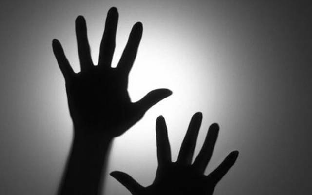 8 افراد کی 16 سالہ لڑکی سے اجتماعی زیادتی