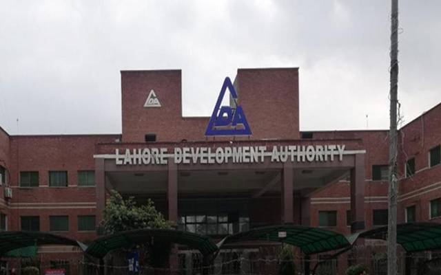 LDA