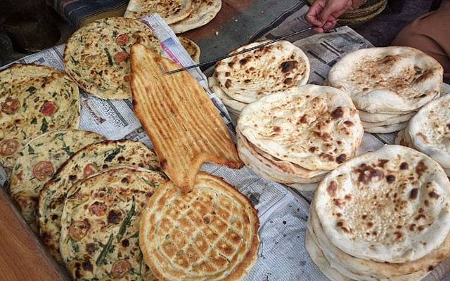 آٹامہنگا، روٹی 30 روپے کی ہو گئی