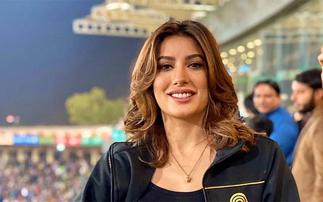 اداکاراؤں پر نازیبا الزامات، مہوش حیات نے عدالت سے رجوع کرلیا