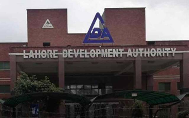 LDA
