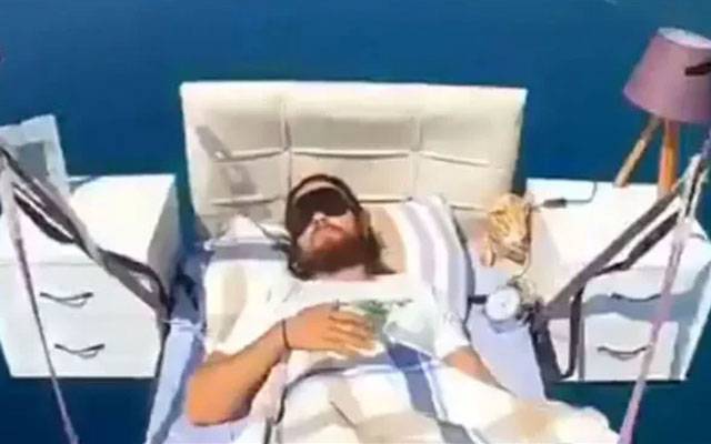 viral video of Paragliding in Turkey