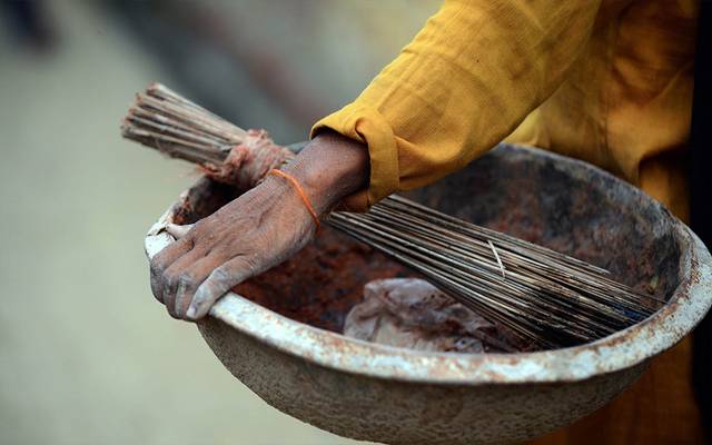 عدالت کا خاکروبوں کی ماہانہ اجرت بڑھانے کا حکم