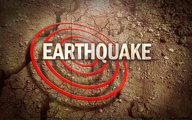 زلزلے کے شدید جھٹکے، 3 افراد جاں بحق، 300 زخمی 