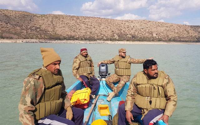 The boat full of students and teachers of the Madrasa sank, the rescue and relief operation of the Pakistan Army is still going on.