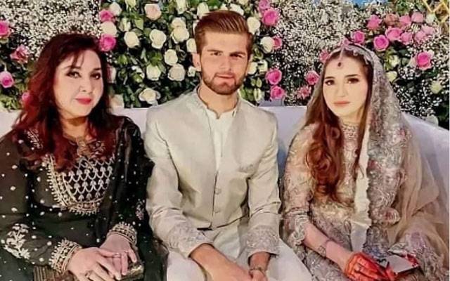 شاہین اور انشا نے اپنے نکاح میں مہمانوں سے کیا تحفہ مانگا؟ تصویر وائرل