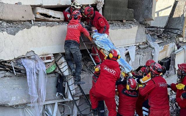 ترکیہ اور شام میں زلزلے سے اموات 34 ہزار سے متجاوز