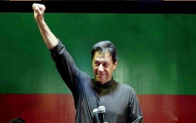 عمران خان زمان پارک پہنچ گئے, کارکنان کا آتشبازی کا مظاہرہ 