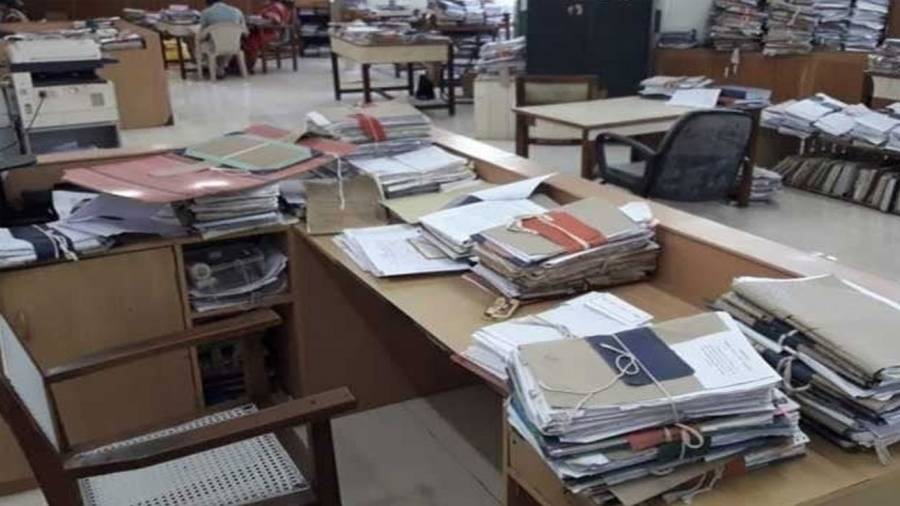 متوفی سرکاری ملازمین کے ورثاء کیلئے اچھی خبر 