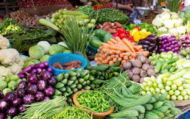  سبزیوں کی قیمتوں میں من مانا اضافہ، انتظامیہ بے بس 