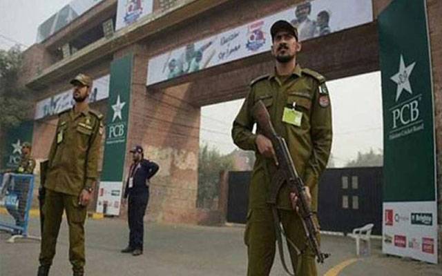 پی ایس ایل 8: لاہور میں میچز کے دوران سیکیورٹی اہلکار غائب، بڑا جرمانہ عائد 