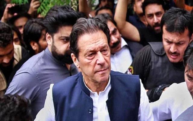 عمران خان نے آج تینوں پیشیوں میں حاضری سے استثنیٰ کی درخواستیں دے دیں