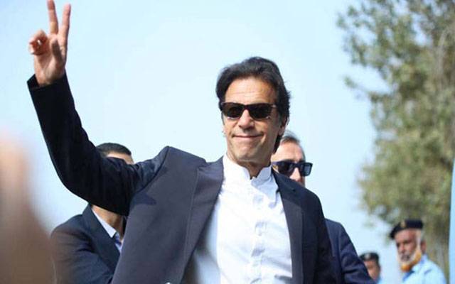 چیئرمین پی ٹی آئی عمران خان کے وارنٹ گرفتاری معطل