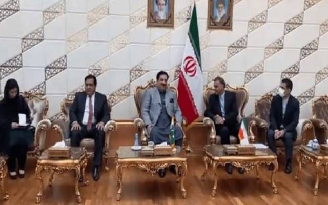 100 میگا واٹ بجلی درآمد کرنے کا منصوبہ ،وفاقی وزیر برائے توانائی ایران پہنچ گئے