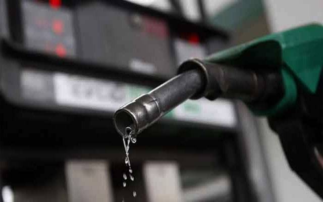 حکومت نے پیٹرول کی قیمت میں اضافہ کردیا