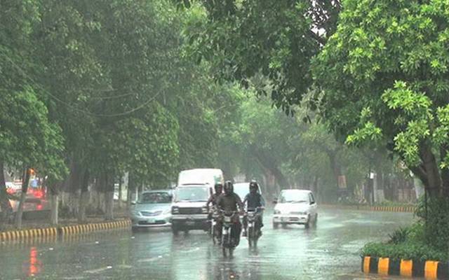 پنجاب میں بارش اور ژالہ باری کے بعد موسم خوشگوار