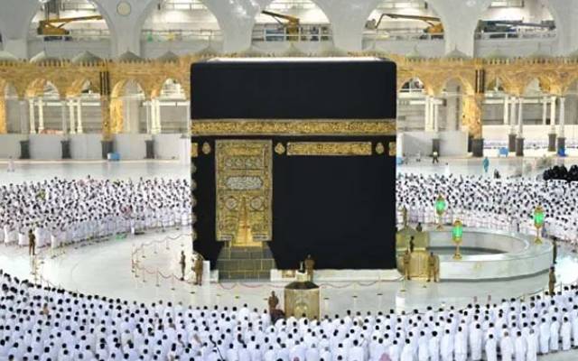 رمضان کی آمد آمد ،مسجد الحرام کی چھت پر بھی نماز کا اہتمام 