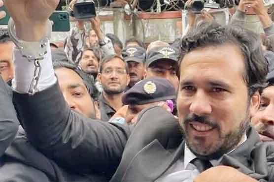 عدالت نے حسان نیازی کو کراچی لے جانے کی اجازت دے دی