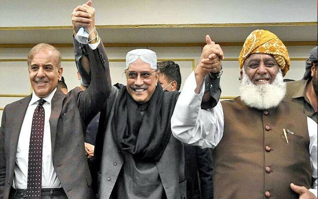 پنجاب ، کے پی الیکشن ملتوی کیس:حکومتی اتحاد نے بڑا فیصلہ کرلیا