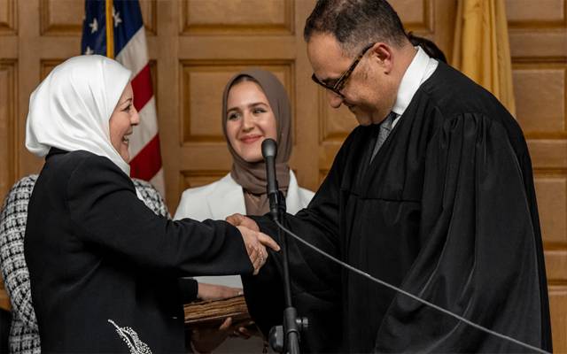نادیہ کہف نیو جرسی کی پہلی باحجاب مسلم خاتون جج
