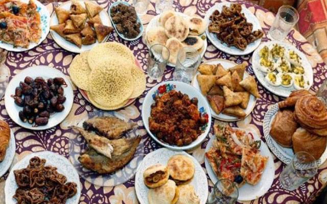 ایسی غذائیں جن کے استعمال سے رمضان میں پیاس کا احساس اور تھکن نہیں ہوتی
