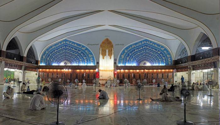 داتا دربار میں کون خوش قسمت افراد اعتکاف بیٹھیں گے؟ فہرست جاری