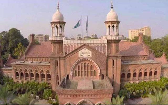 پنجاب حکومت کو تقرر و تبادلوں کا اختیار،عدالت سے بڑی خبر آگئی