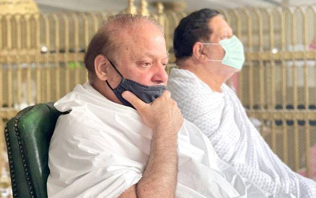 نواز شریف اور مریم نواز نے عمرہ مکمل کر لیا