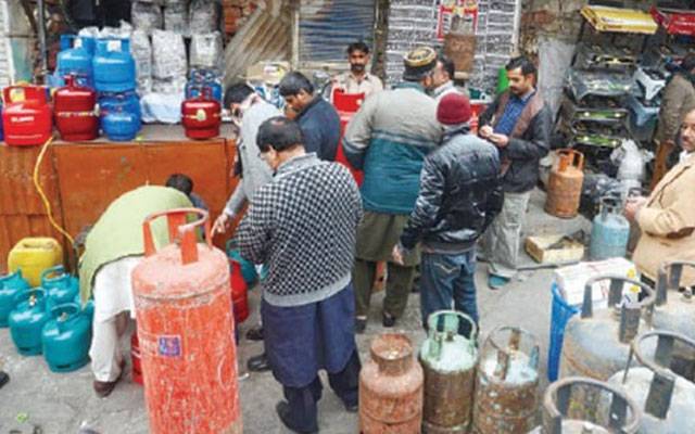 پیٹرول کے بعد ایل پی جی کی قیمت میں بھی بڑا اضافہ 