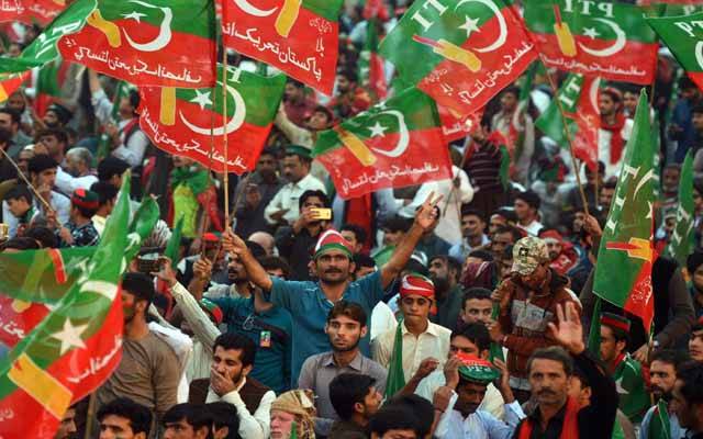 تحریک انصاف کا ایک اور جھوٹ پکڑا گیا، وائرل تصویر کی حقیقت سامنے آگئی 