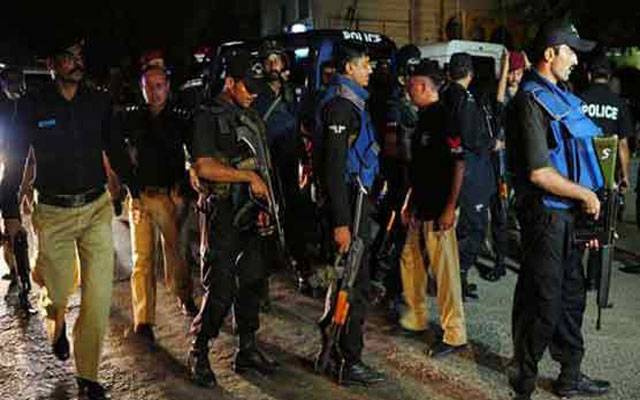 اسٹریٹ کرائم میں ملوث 5 رکنی گینگ گرفتار