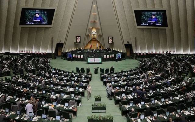  ایران کے وزیر صنعت مہنگائی کنٹرول نہ کرنے پر عہدہ سے فارغ