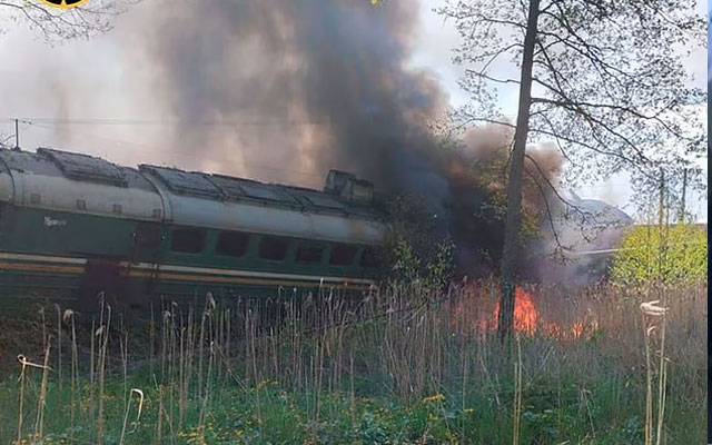 روس میں سرحدی علاقہ میں ریلوے ٹریک پر دھماکہ سے مال گاڑی الٹ گئی