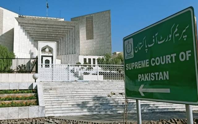سپریم کورٹ کا عمران خان کو ایک گھنٹے میں پیش کرنے کا حکم