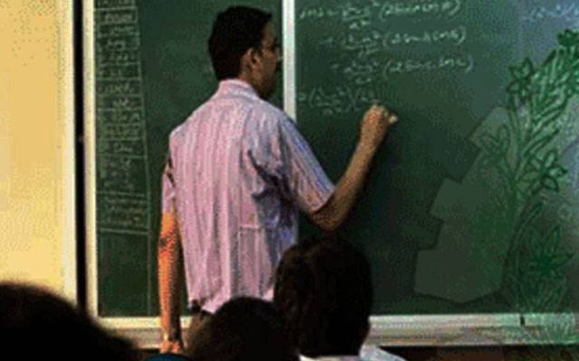 ساڑھے پانچ سو کالج ٹیچرز کی سُنی گئی 