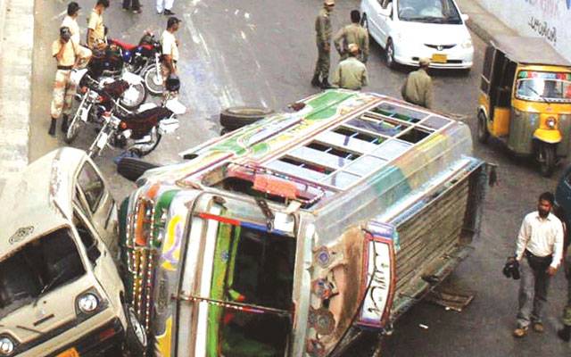  لاہور میں ٹریفک حادثات کا سلسلہ جاری، 24 گھنٹوں میں 224 حادثات، 243 افراد زخمی 