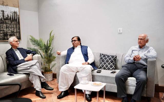 جہانگیر ترین سے سابق ایم پی اے قاسم لنگاہ کی ملاقات