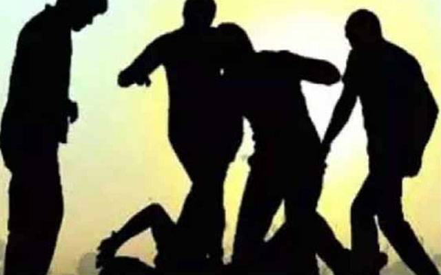  ٹھیکیدار کا بیٹے کیساتھ ملکر شہری پر بدترین تشدد، پولیس بھی خاموش 
