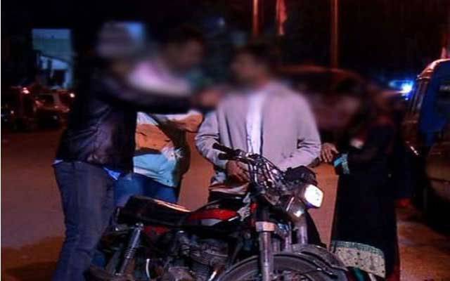 شہر لاہور میں موٹر سائیکل چھیننے، چرانے والے بے لگام