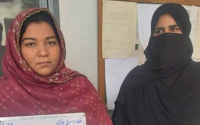خود کو پولیس افسر ظاہر کرکے سادہ لوح افراد کو لوٹنے والی نوسرباز خاتون گرفتار