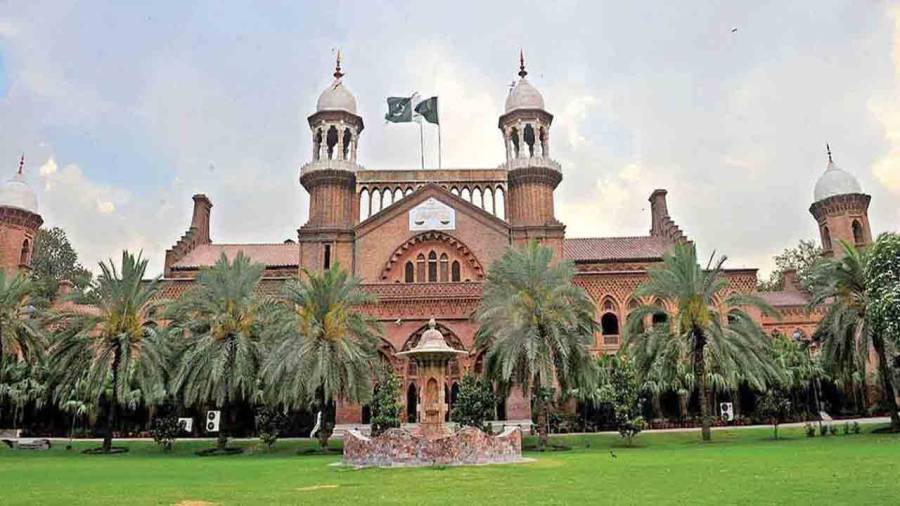 کم عمر کی شادیاں کرنے اور کروانے والوں کیخلاف عدالت کا بڑا حکم
