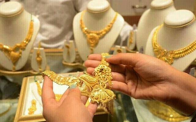 سونے کی فی تولہ قیمت میں بڑی کمی، نیا ریٹ جانیے