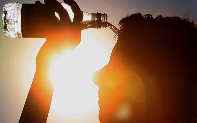 طوفان کا خطرہ ٹل گیا،شہر قائد پھر گرمی کی لپیٹ میں