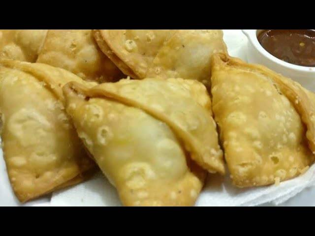  آدھے گھنٹے میں ایک سموسہ کھائیں اور ڈھائی لاکھ انعام پائیں