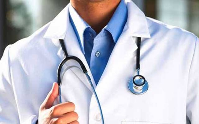 حکومت کا ڈاکٹرز کی کارکردگی کو مانیٹر کرنے کا فیصلہ 