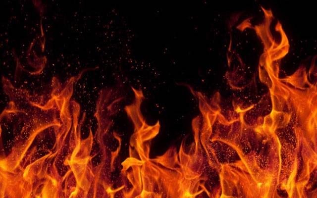 india,bus on fire,26 died,City42