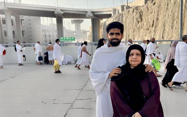 حج جوانی میں ہی کرلیں تو بہتر ہے، بابر اعظم 
