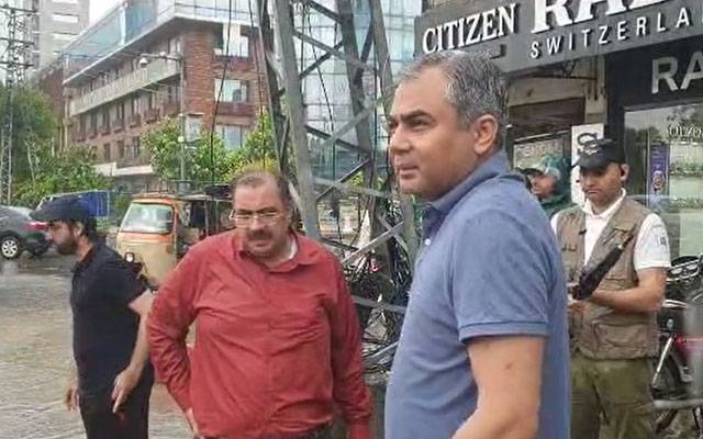 وزیراعلیٰ پنجاب محسن نقوی کا شہر کے مختلف علاقوں کا دورہ،نکاسی آب کے انتظامات کا جائزہ لیا