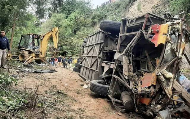 میکسیکو میں ٹریفک حادثہ، 29 افراد ہلاک ، 21 زخمی 